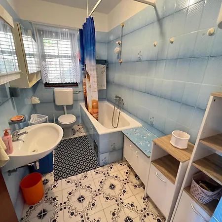 Apartmentsnv Appartamento Novi Vinodolski