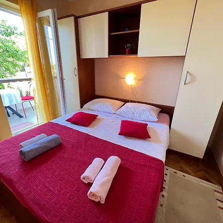 Apartmentsnv Novi Vinodolski